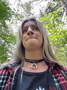 evvamur (F young) - topless 5 minutes 😱