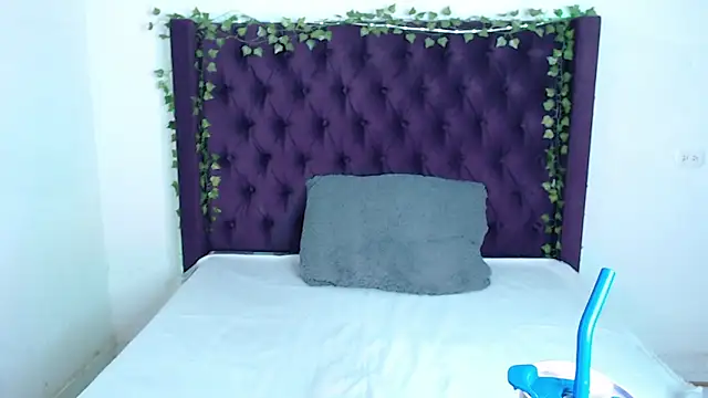 KamiYOscar live cam on StripChat