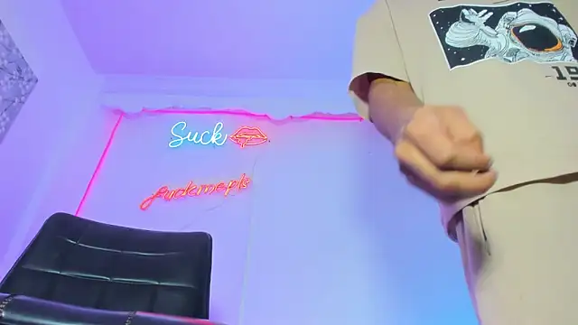 Rpoolrboy webcam