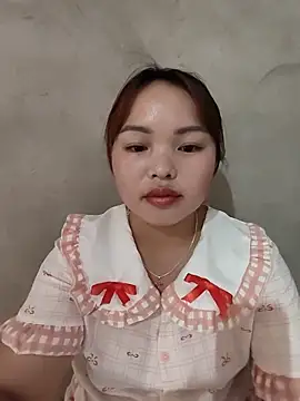 Mina_xYx webcam
