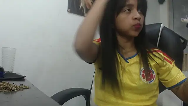 naty_18 webcam