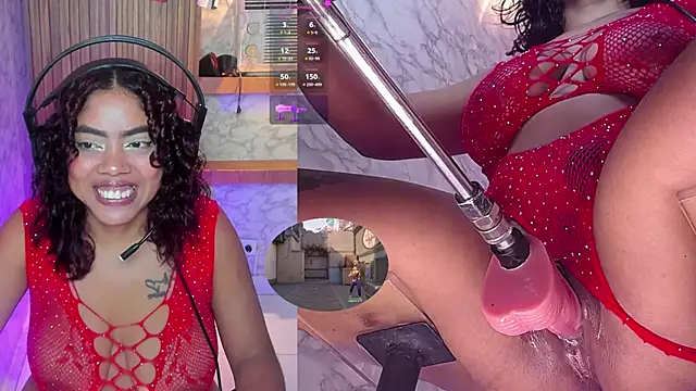 NinaCapelli webcam