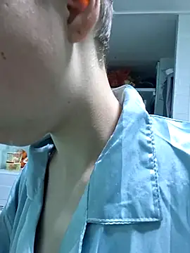 Gussie_Bridie webcam