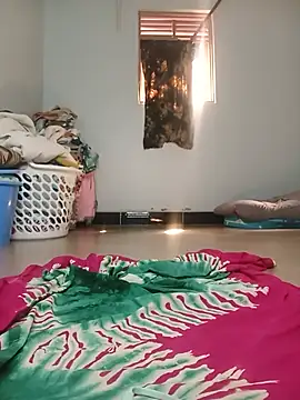 ClaraRoze webcam