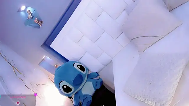 Michelle_San webcam