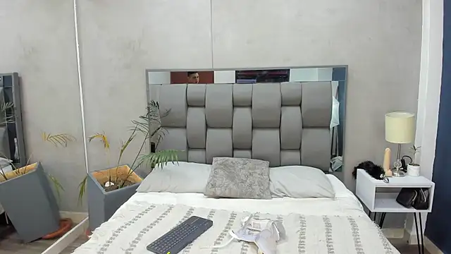 Daphne_Leia webcam
