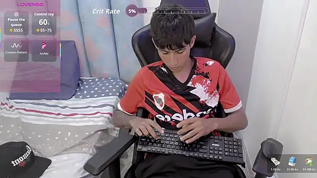 liam_play webcam