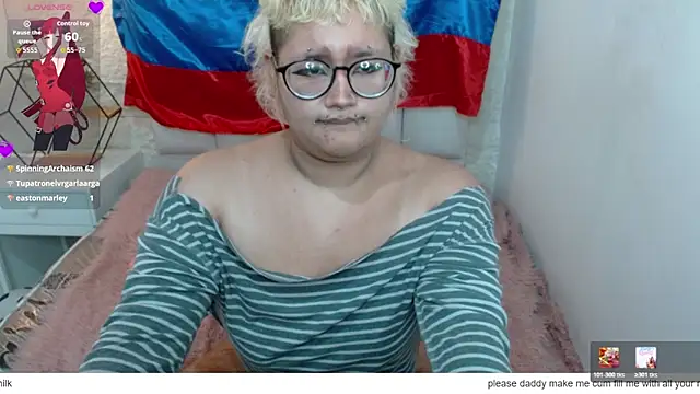 Echypyon_ live cam on StripChat