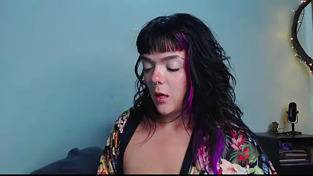 purple_em69 webcam