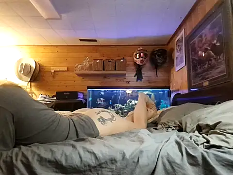 Ryan_and_Aurora webcam