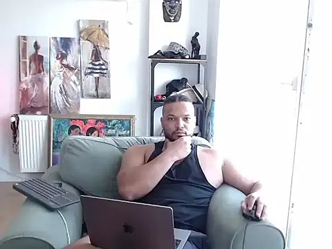 1LordKingsley webcam