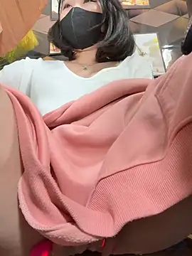 Emily-Nguyen webcam