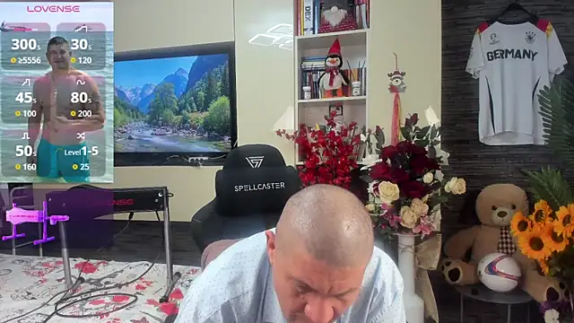 SpartacusDaddy48 webcam