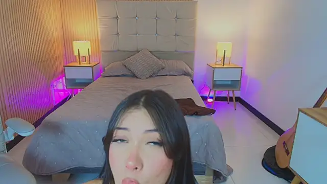 Baby_Venuss webcam