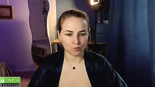 Mira_Mermayd webcam