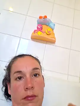 adelinegirly