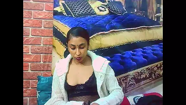 IndianSexyButt webcam