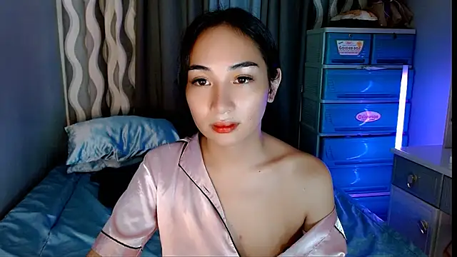 SweetLilly_18 webcam