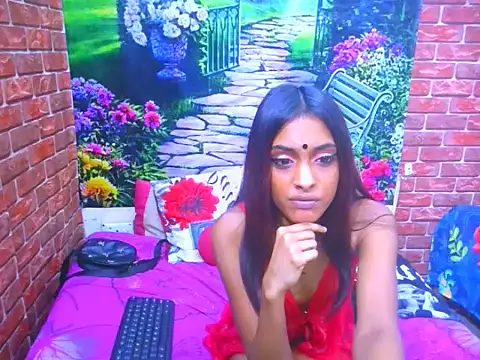 IndianPretty14u2Luv webcam