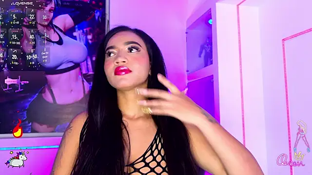 MalaikaBrown webcam
