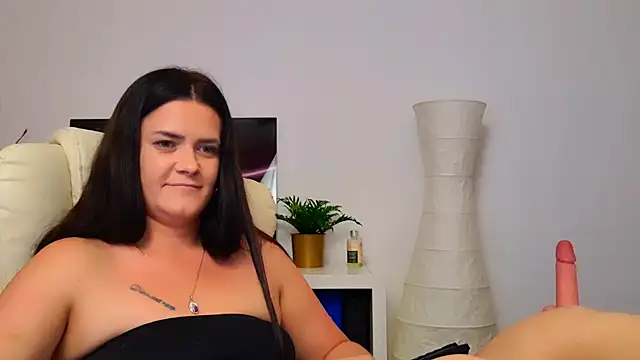 nicolsparklex - NicolSparkleX's free webcam - UK Sex Cams