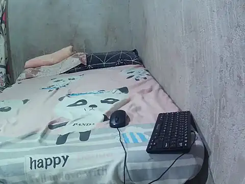 WetCreamyPusy4u webcam