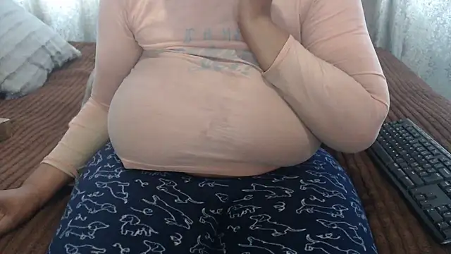 BUBBLYBUNNYxx webcam