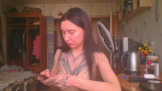 RussNocturnal webcam