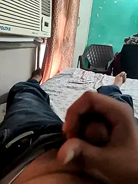 Boobsloverjatt webcam
