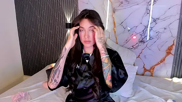 AlexxNoir webcam