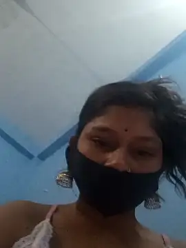 Naughty-Savi webcam
