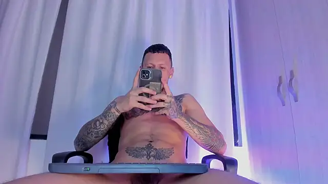 Kings_Ultimate webcam