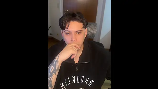 markuss_b - Markuss_b's free webcam - UK Sex Cams
