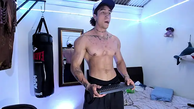Bull__fit live sex cam