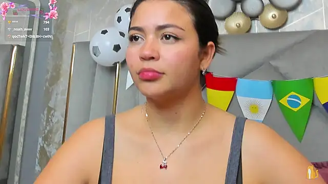 KimDevinne webcam
