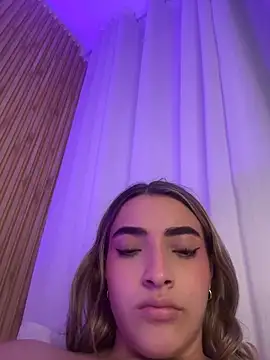 KYLIE_JONES6 webcam