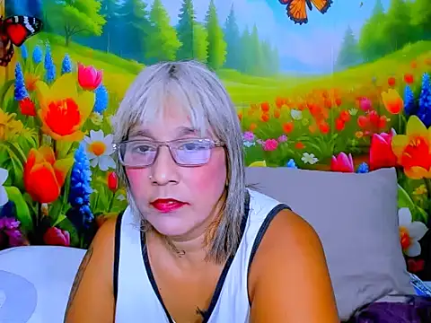 indianroxy webcam