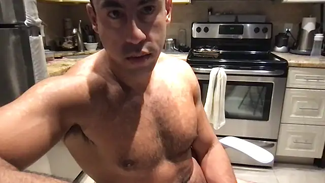 BigGuyMuscle live cam on StripChat