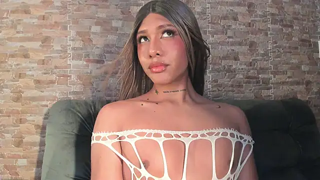 Dreams_Chloe webcam