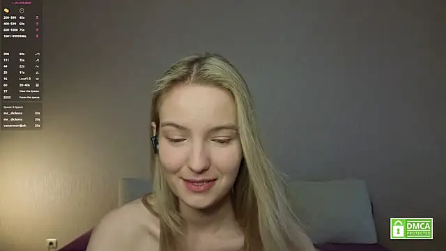 Watch HongTomczak live on EroticFlix - High definition streams