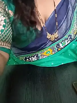 your-sameera live cam on StripChat