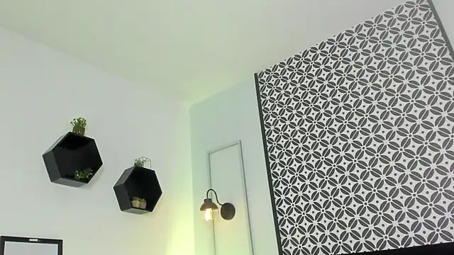 Amber_gold_ webcam