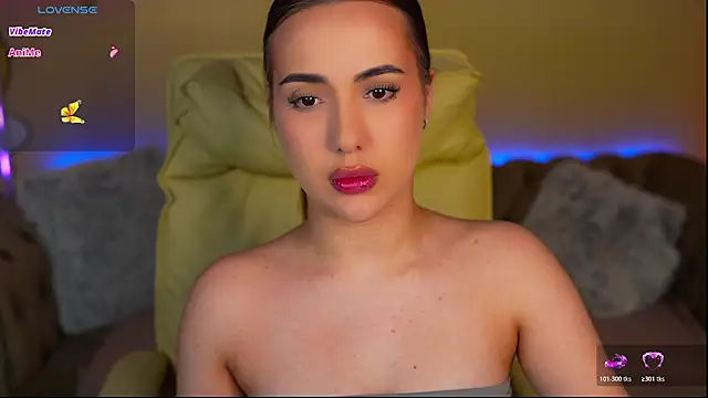 OliviaMoore_ webcam