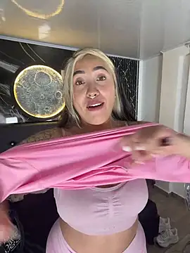 ManuelaVeeleez webcam