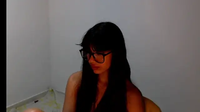 meganmiauu webcam