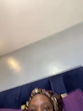 Sis27 live cam on StripChat