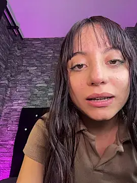 Watch Mia_fiire live on EroticFlix - High definition streams