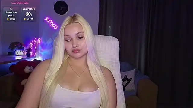 Watch adrelaxina live on EroticFlix - High definition streams