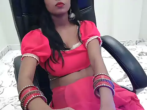 priya-roy61 live cam on StripChat