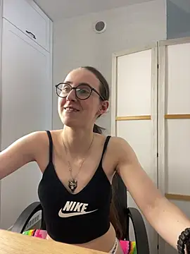 Watch MartiniiSelenna live on EroticFlix - High definition streams